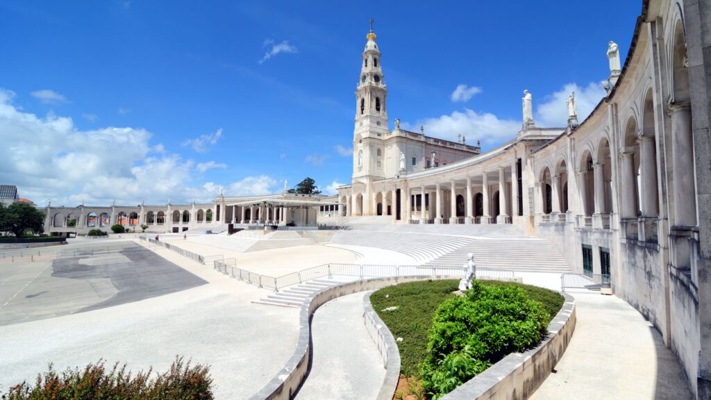 What to See in Fátima | Portuguese For a Day Tours